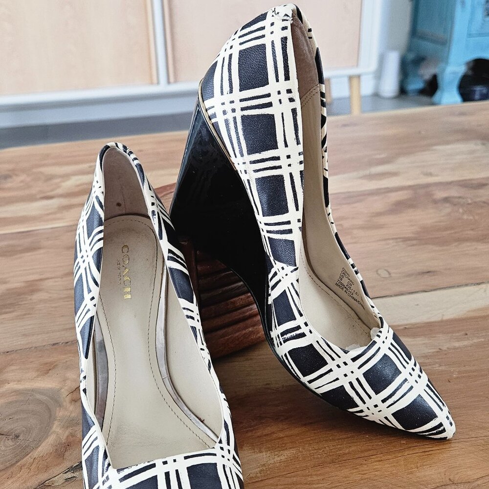 Coach Wedges Black & Cream Plaid dress shoes Size 7 - Picture 5 of 10